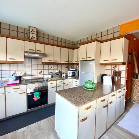 Casa Hiedras * Marín