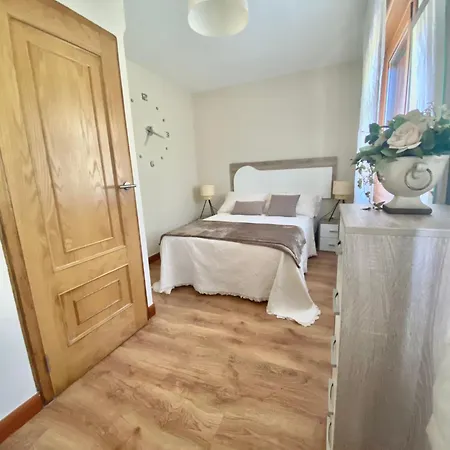 Casa Hiedras * Marín